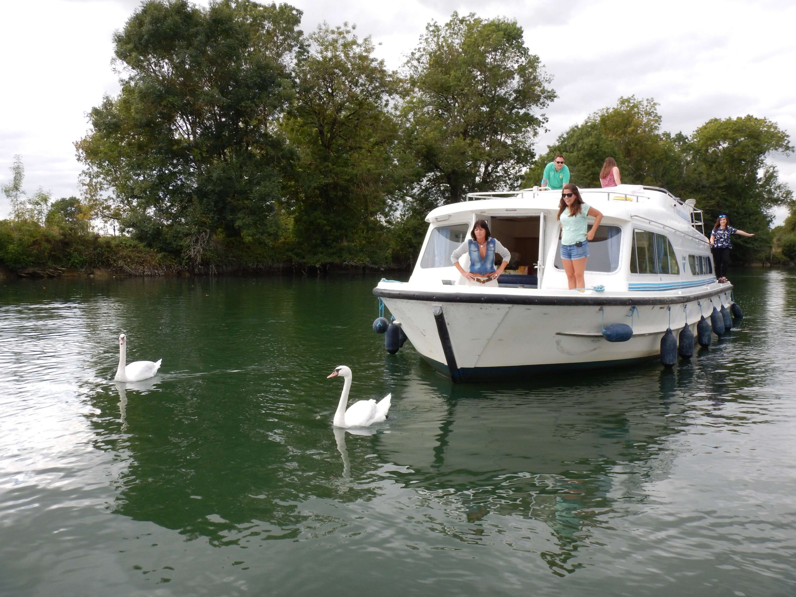 Tourisme fluvial sur le fleuve Charente en France | Danfluvial