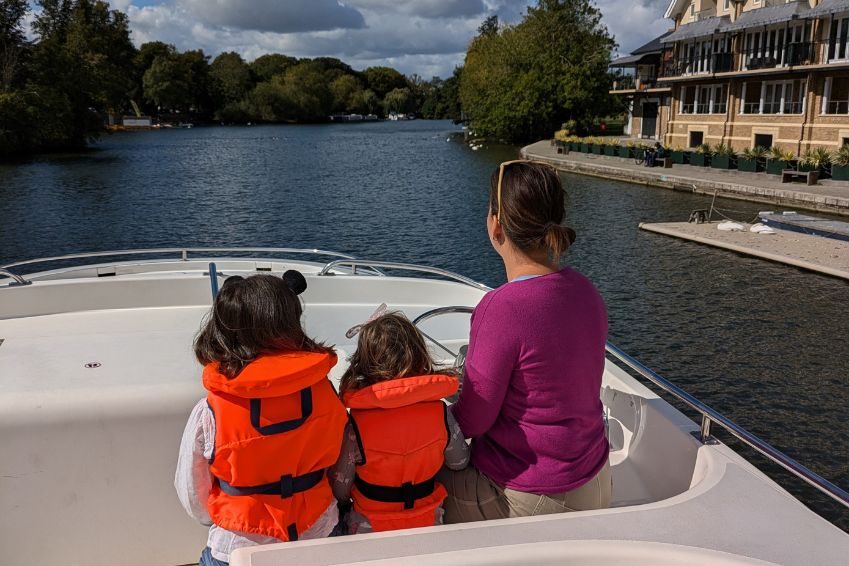 Viajar con hijos en barco | Danfluvial Viajar con hijos en barco | Danfluvial