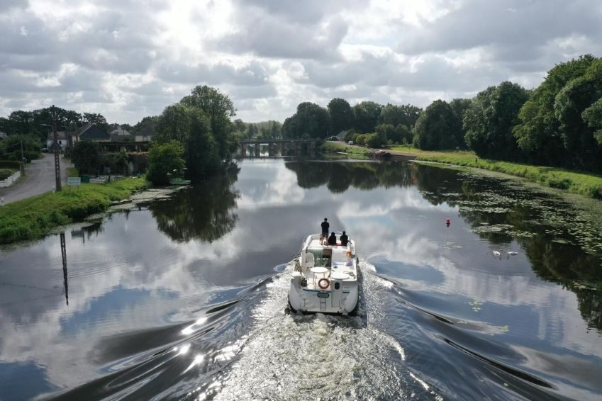 Viajar con perro en familia Danfluvial 1