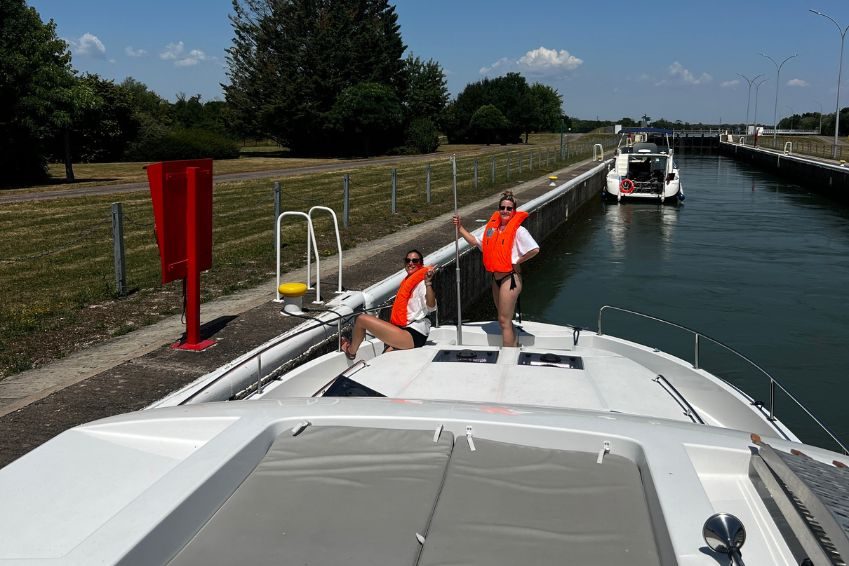 Viajar por Francia en barco esclusas | Danfluvial Viajar por Francia en barco esclusas | Danfluvial